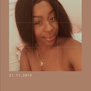 Meet your Posher, Gabrielle